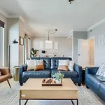 Newly Renovated Luxury Ocean Front Condo! Top Floor Condo With Penthouse Ocean Views!