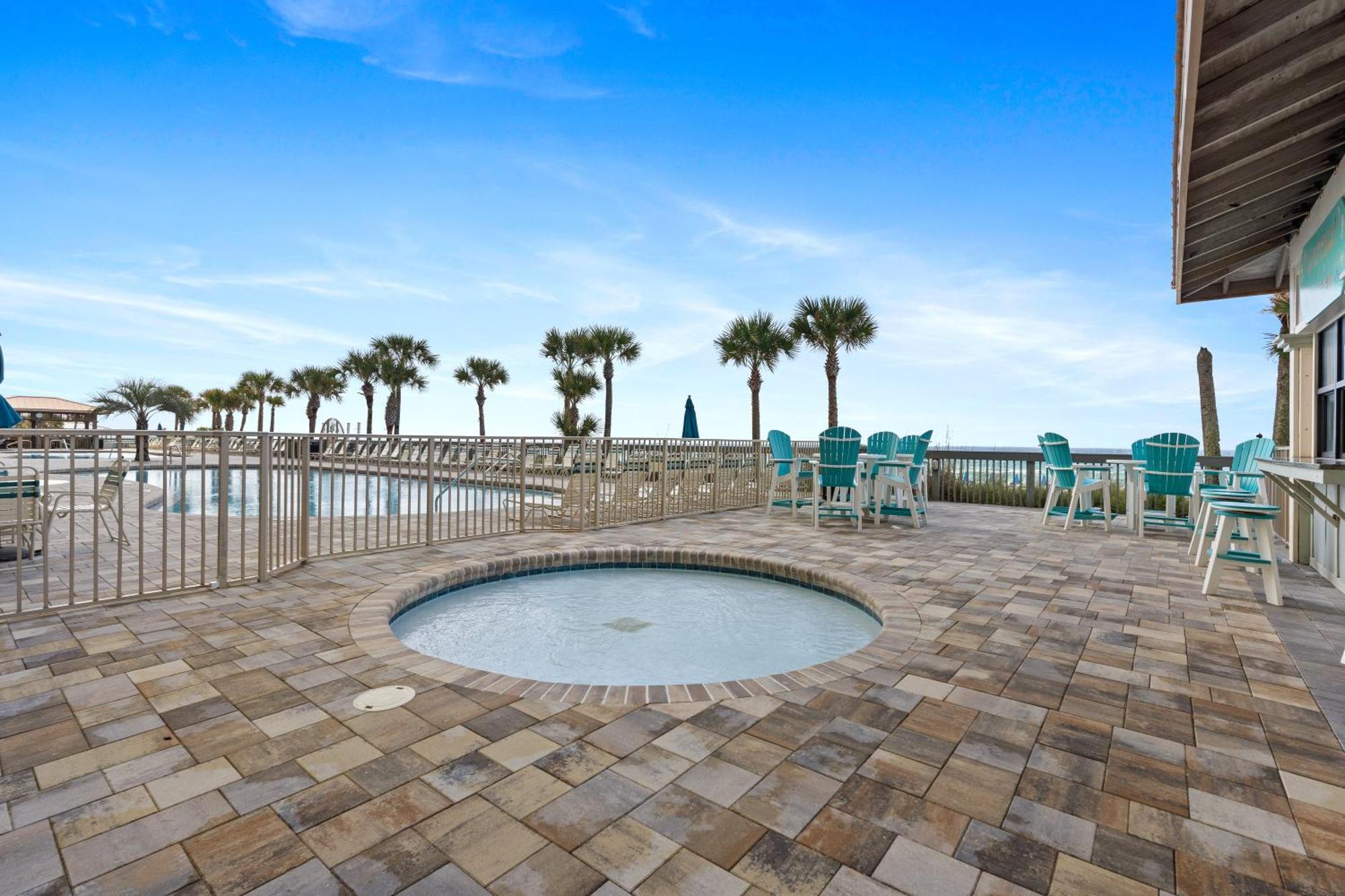 Newly Renovated Luxury Ocean Front Condo! Floor With Penthouse Ocean Views! * Panama City Beach