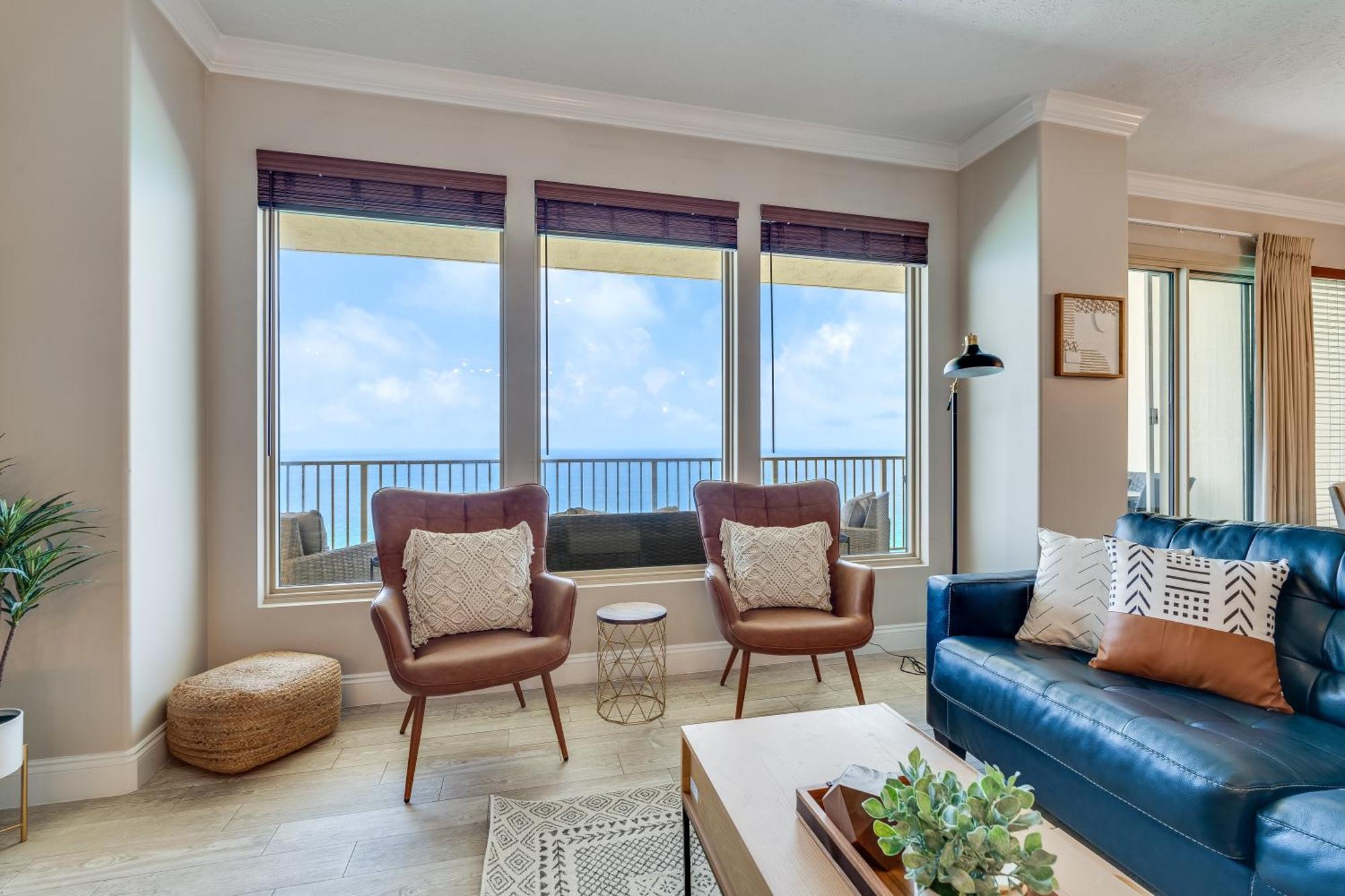 Holiday home Newly Renovated Luxury Ocean Front Condo! Floor With Penthouse Ocean Views! Panama City Beach