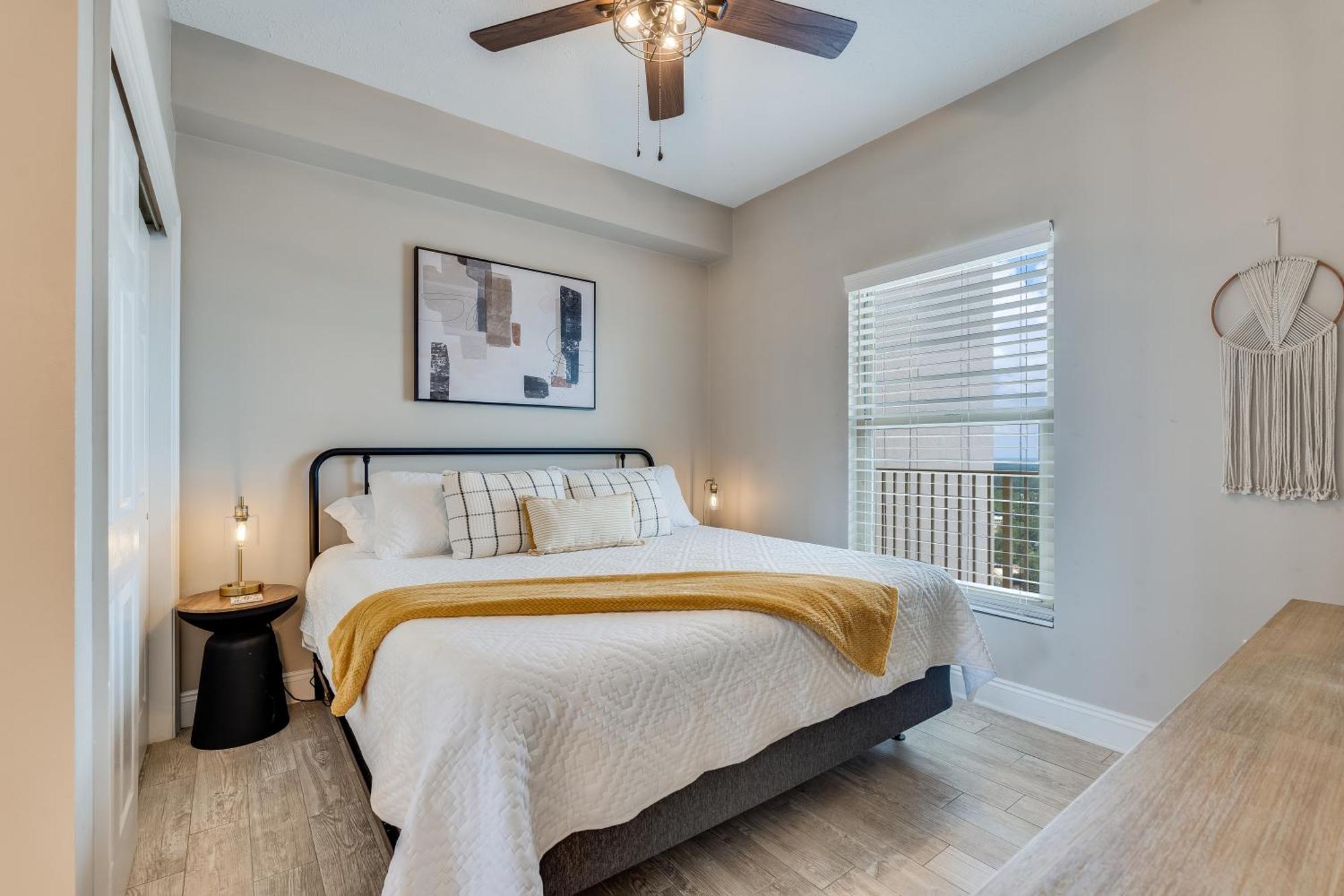 Newly Renovated Luxury Ocean Front Condo! Floor With Penthouse Ocean Views! Panama City Beach